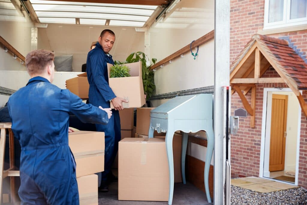 The Benefits of an All-in-One Moving and Storage Company 1 all-in-one moving and storage